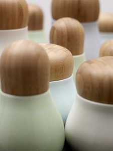 Closeup Mano Jars 02_Low resolution JPG_76399